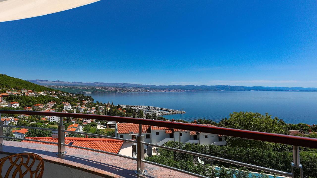 Sea View Apartment In Ičići 外观 照片